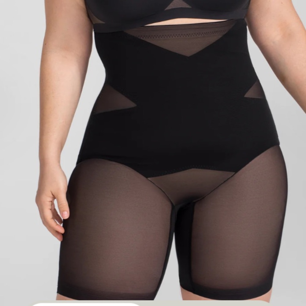 Honeylove SuperPower Short, high-compression shapewear garment in black - 3X